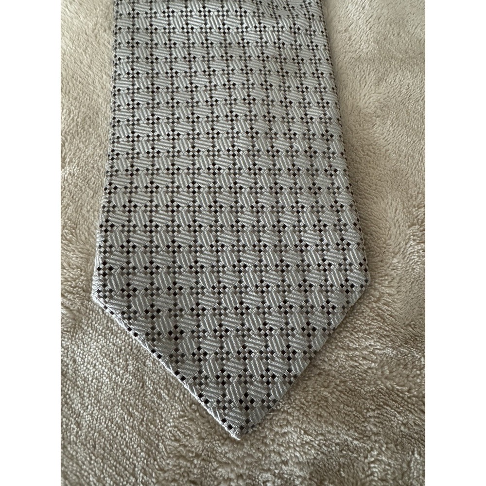 Giorgio Armani Silk Tie Gray Geometric‎ Pattern Made in Italy Luxury Designer